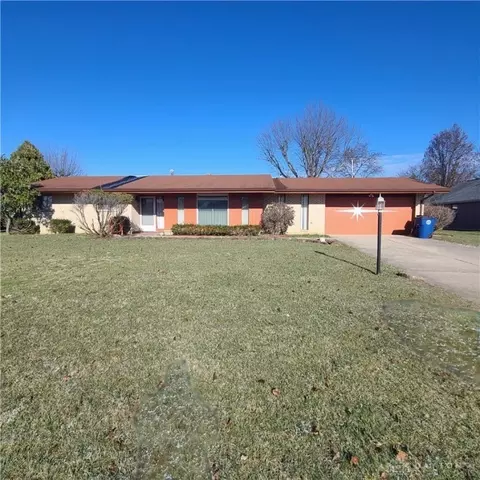 5341 Dushore Dr, Dayton, OH 45417