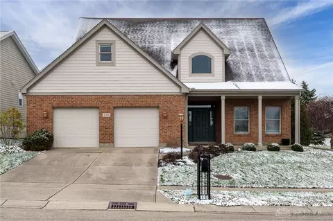320 N Hills Blvd, Springboro, OH 45066