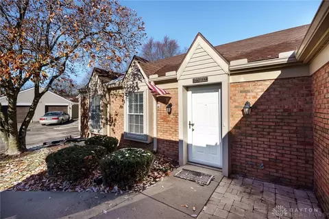 6360 Braxton Pl, Centerville, OH 45459 photo 3