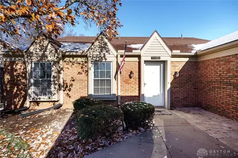 6360 Braxton Pl, Centerville, OH 45459 photo 4