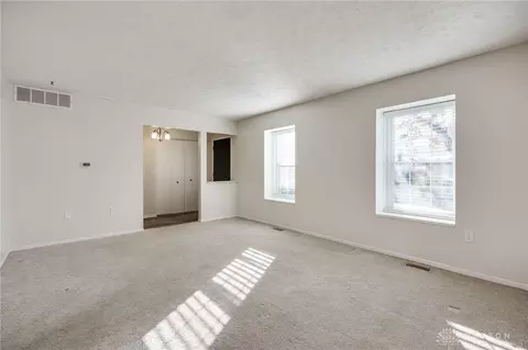 6360 Braxton Pl, Centerville, OH 45459 photo 10