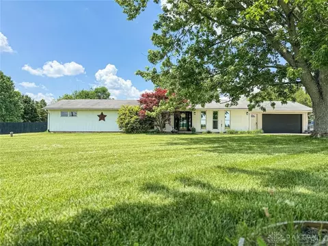10567 Wayne Trace Rd, Somerville, OH 45064