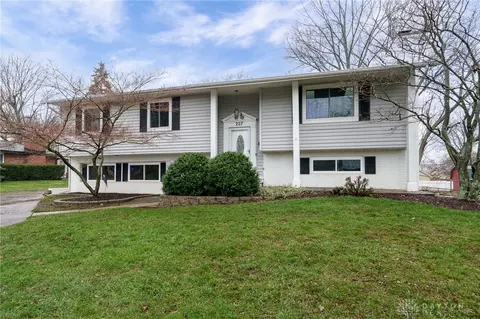 227 Bronston Trl, Beavercreek, OH 45430