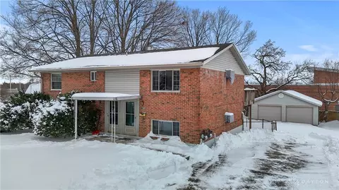 1764 Roslyn Ave #1760, Kettering, OH 45429
