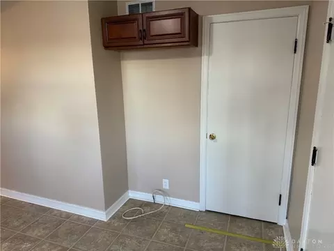 208 E Bryant Ave, Franklin, OH 45005 photo 8