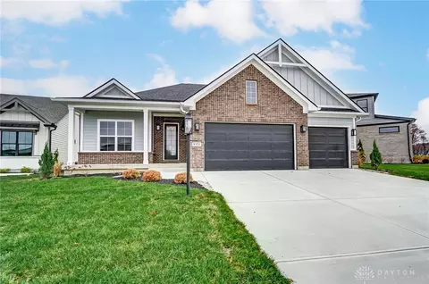 9351 Rochelle Ln, Dayton, OH 45458