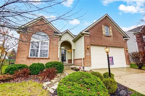 3348 Montpelier Dr, Kettering, OH 45440 photo 2