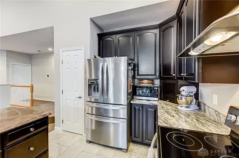 3348 Montpelier Dr, Kettering, OH 45440 photo 11
