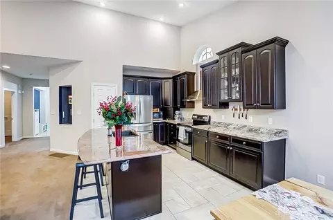 3348 Montpelier Dr, Kettering, OH 45440 photo 9