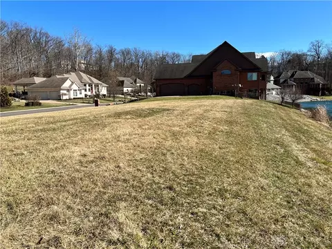 982 Olde Sterling Way, Centerville, OH 45459