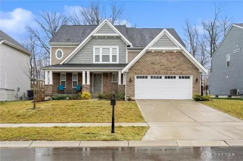2106 Silver Linden Dr, Tipp City, OH 45371