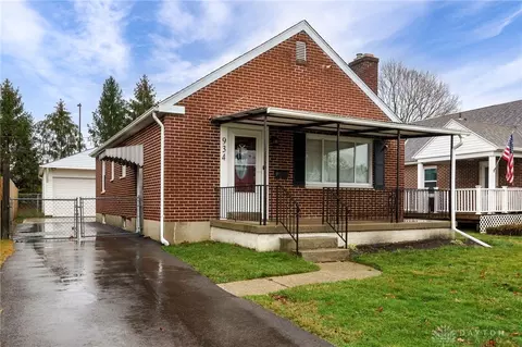 934 Broadmoor Dr, Dayton, OH 45419