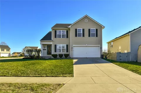 5560 Stone Path Dr, Middletown, OH 45042