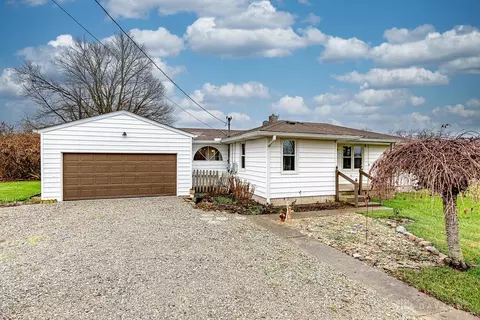 5498 Morning Sun Rd, Camden, OH 45311
