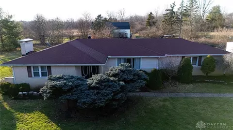 7415 Dickey Rd, Middletown, OH 45042