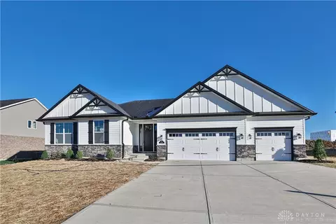 918 Morgan Dr, Monroe, OH 45050