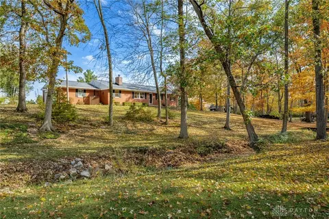 9850 Washington Church Rd, Miamisburg, OH 45342