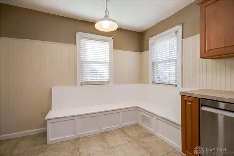 Kitchen - 3139 Oakmont Ave, Kettering, OH 45429 photo 6 of 6