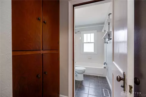 Bath - 3139 Oakmont Ave, Kettering, OH 45429 photo 1 of 4
