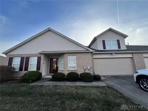 4024 Twin Lakes Cir, Clayton, OH 45315