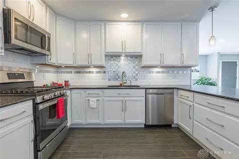 179 Mimosa Dr, Centerville, OH 45459 photo 13
