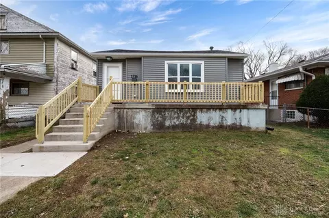1516 Hochwalt Ave, Dayton, OH 45417
