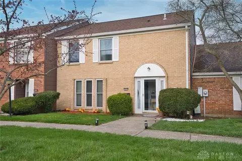 3207 Roanoke Ct, Fairborn, OH 45324