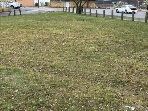 2905 W 3rd St, Dayton, OH 45417