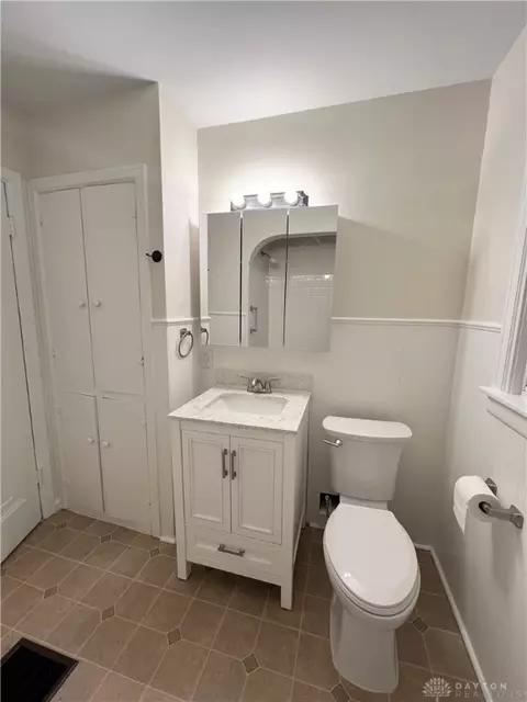 Bath - 2915 E High St, Springfield, OH 45505 photo 1 of 2