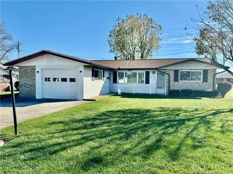 203 Cambridge Ave, Greenville, OH 45331