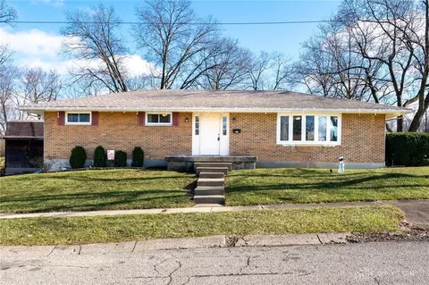 570 Torlage Dr, Dayton, OH 45431
