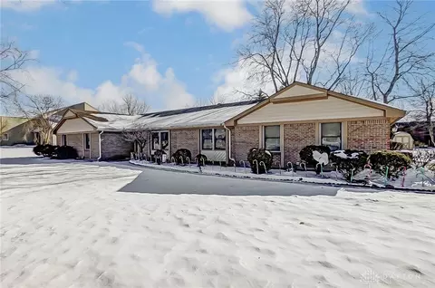 1120 Beryl Trl, Dayton, OH 45459