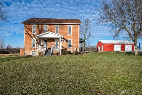 11279 Air Hill Rd, Brookville, OH 45309