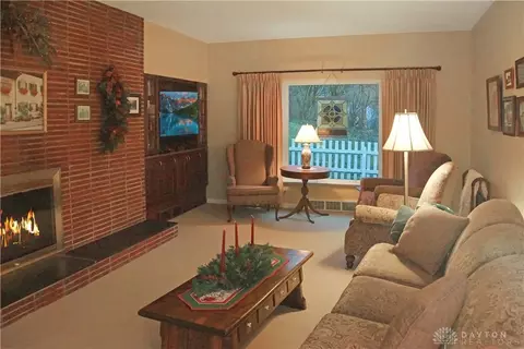 3206 Winding Way, Kettering, OH 45419 photo 3