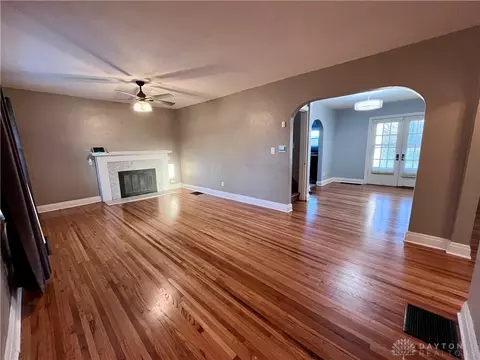 Living - 3720 E National Rd, Springfield, OH 45505 photo 3 of 4