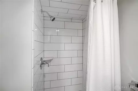 6907 Buckingham Pl, Cincinnati, OH 45227 photo 38