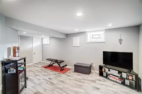 6907 Buckingham Pl, Cincinnati, OH 45227 photo 32