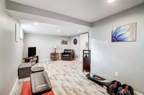 6907 Buckingham Pl, Cincinnati, OH 45227 photo 35