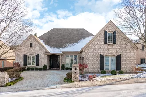 345 Rue Marseille, Kettering, OH 45429