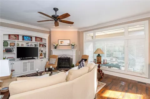 345 Rue Marseille, Kettering, OH 45429 photo 8