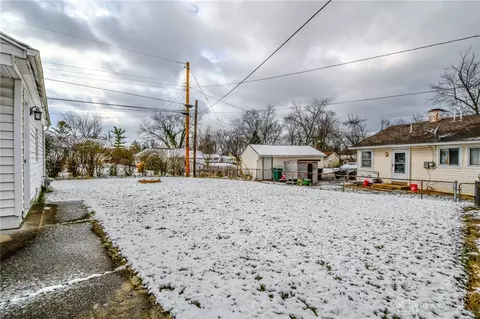 2835 Kerwood Dr, Dayton, OH 45420 photo 28
