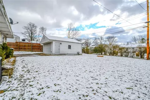 2835 Kerwood Dr, Dayton, OH 45420 photo 29