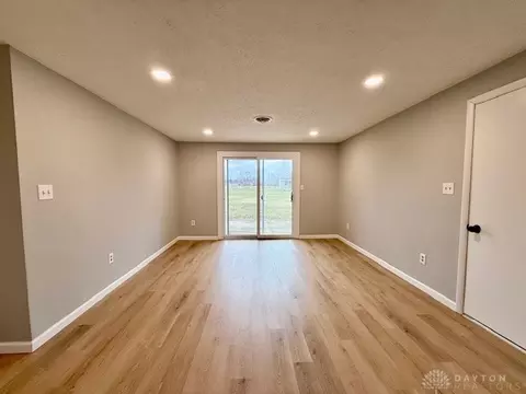 Living - 3643 Old Mill Rd, Springfield, OH 45502 photo 6 of 6