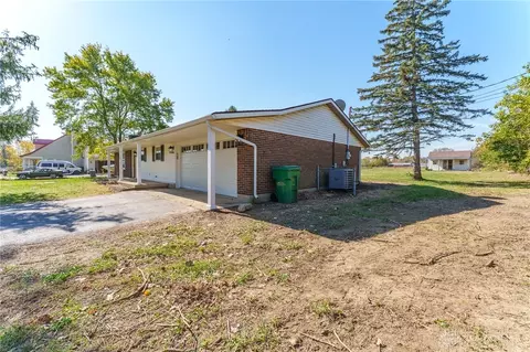 Exterior - 3643 Old Mill Rd, Springfield, OH 45502 photo 5 of 10