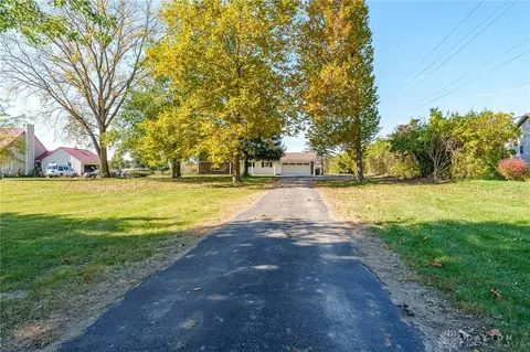 Exterior - 3643 Old Mill Rd, Springfield, OH 45502 photo 2 of 10