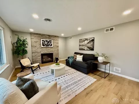 Living - 3643 Old Mill Rd, Springfield, OH 45502 photo 1 of 6