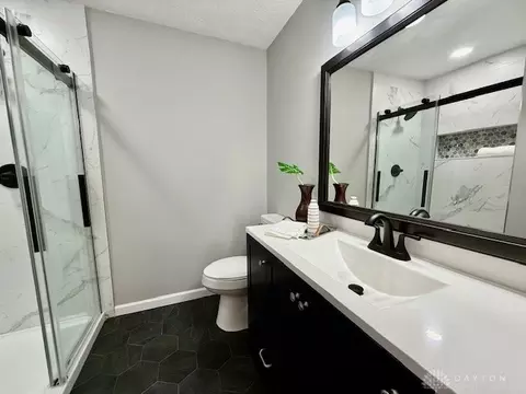 Bath - 3643 Old Mill Rd, Springfield, OH 45502 photo 2 of 6