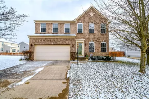 138 Waterford Blvd, Fairborn, OH 45324