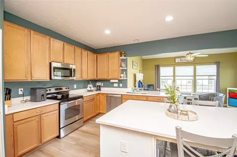 6821 Paragon Rd, Centerville, OH 45459 photo 13