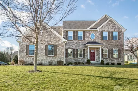 6821 Paragon Rd, Centerville, OH 45459